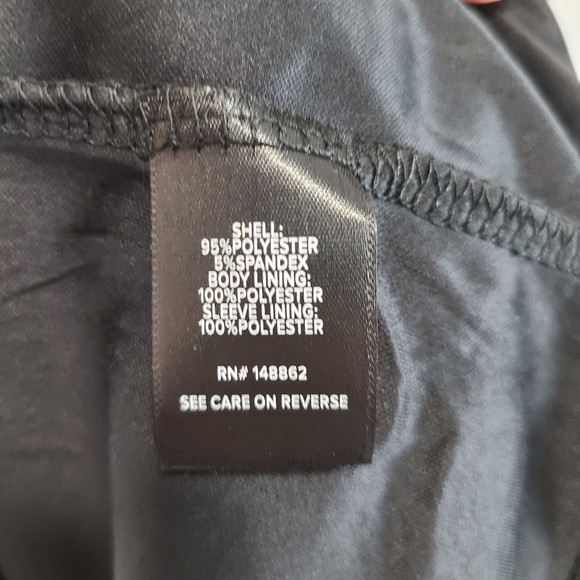 Torrid Size 1 1X Black Sequin Ruched Short Sleeve Top NWT - Picture 10 of 11